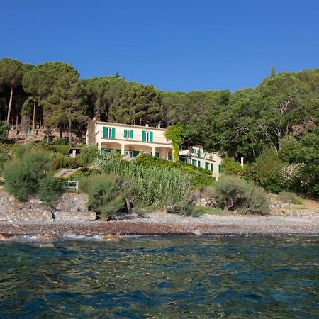 Villa Le Sprizze A Bordo Del Mare - Goelba Marciana Marina  Exterior foto