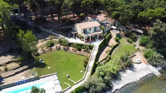 Villa Le Sprizze A Bordo Del Mare - Goelba Marciana Marina  Exterior foto