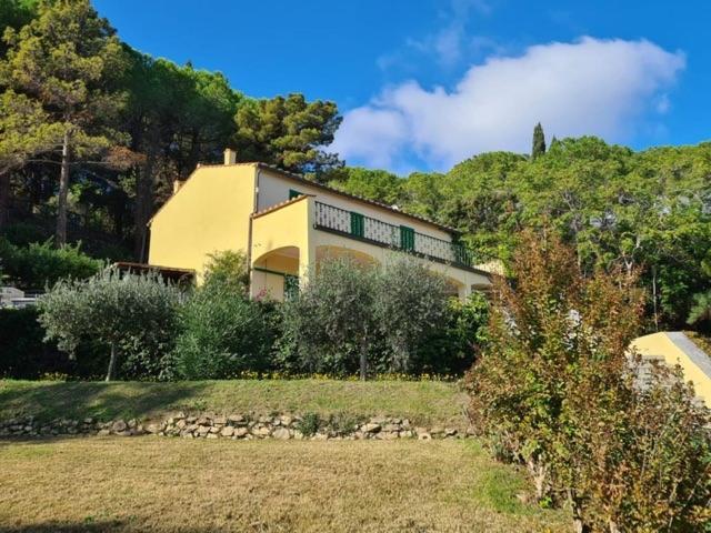 Villa Le Sprizze A Bordo Del Mare - Goelba Marciana Marina  Exterior foto
