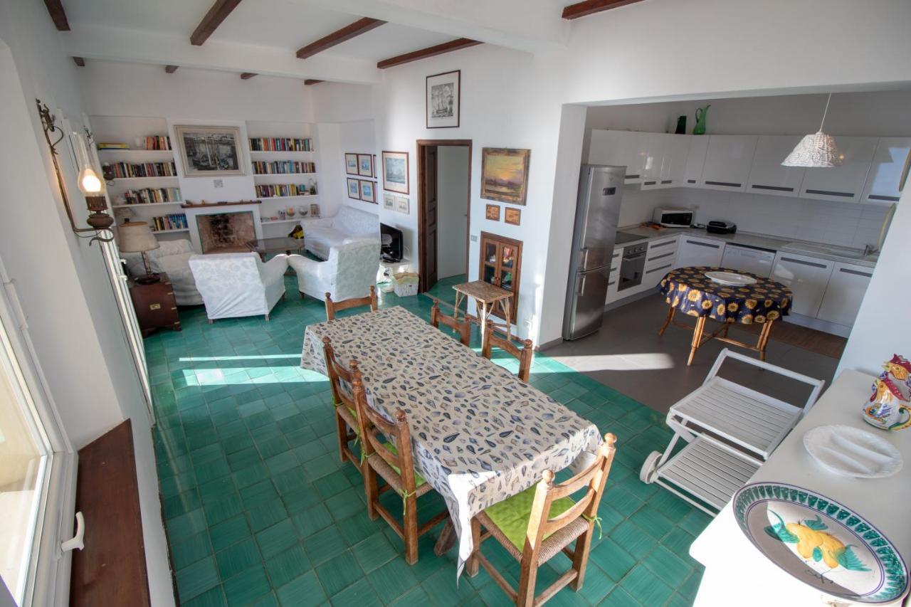 Villa Le Sprizze A Bordo Del Mare - Goelba Marciana Marina  Exterior foto